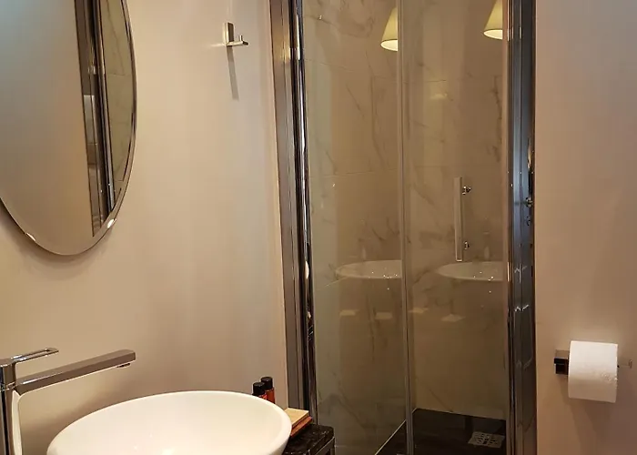 Althea Roof Terrace בית הארחה 4*